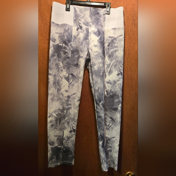 Simply Noelle White & gray stretchy Leggings szL/XL - Picture 2 of 7